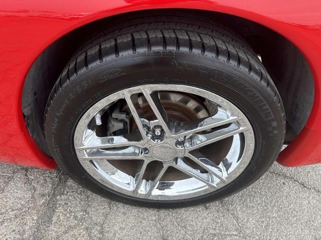 2004 Chevrolet Corvette Base