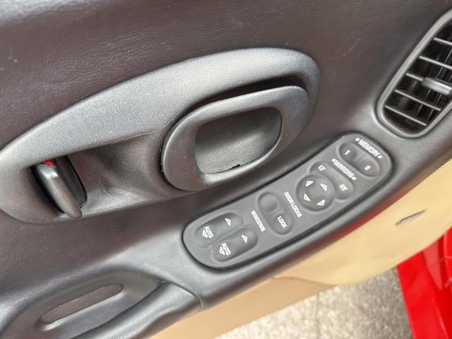 2004 Chevrolet Corvette Base