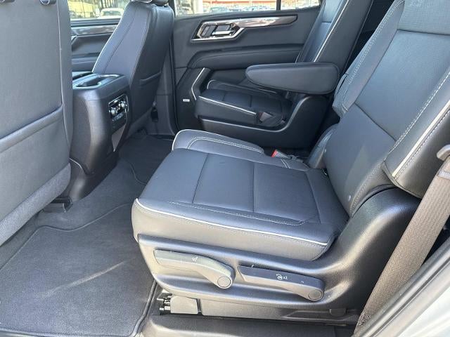 2025 GMC Yukon Elevation