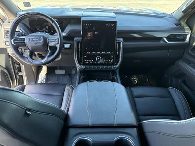 2025 GMC Yukon Elevation