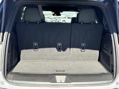 2025 GMC Yukon Elevation