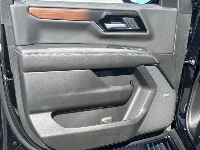 2026 GMC Yukon Denali - Photo 11