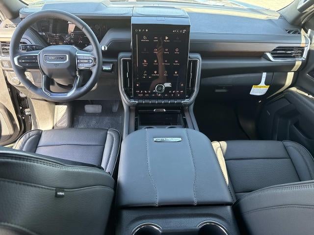 2026 GMC Yukon Denali - Photo 18