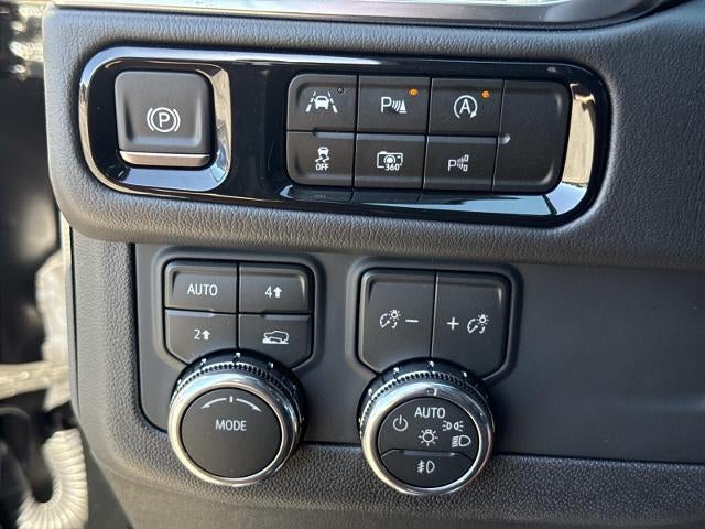 2026 GMC Yukon Denali - Photo 27