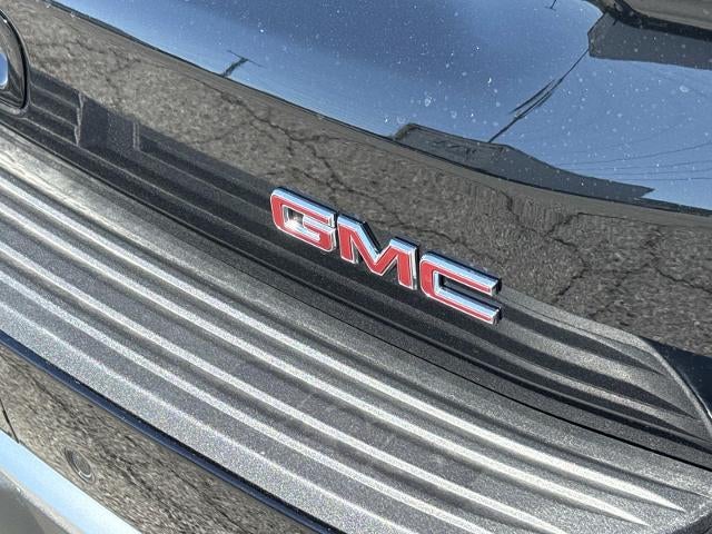 2026 GMC Yukon Denali - Photo 7