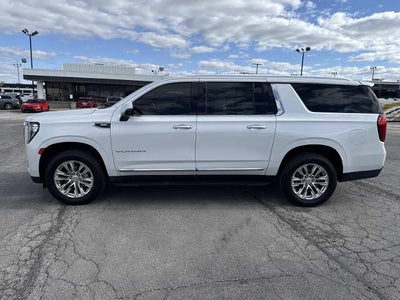 2022 GMC Yukon XL SLT