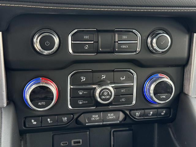 2022 GMC Yukon XL SLT