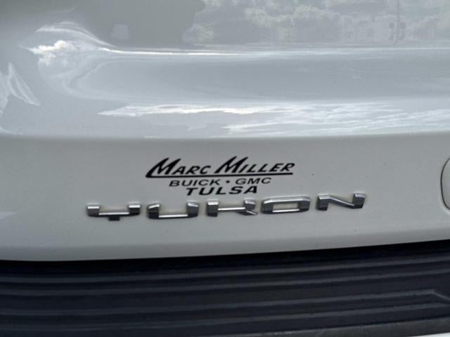 2022 GMC Yukon XL SLT