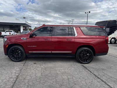 2023 GMC Yukon XL SLT