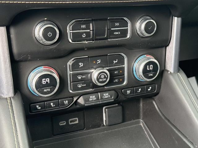 2023 GMC Yukon XL SLT
