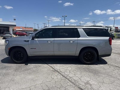 2023 GMC Yukon XL AT4