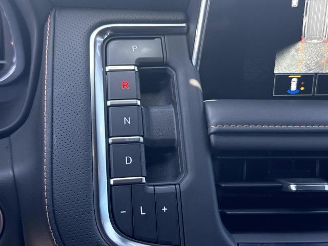 2023 GMC Yukon XL AT4