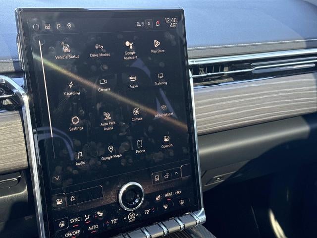 2024 GMC Sierra EV Denali Edition 1