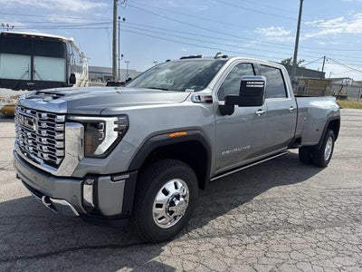 2026 GMC Sierra 3500 HD Denali DRW