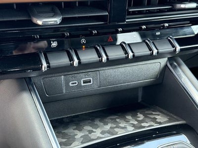 2025 GMC Canyon AT4