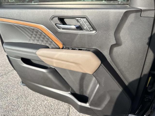 2025 GMC Canyon Denali