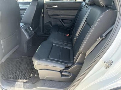 2022 Volkswagen Atlas Cross Sport 2.0T SE w/Technology