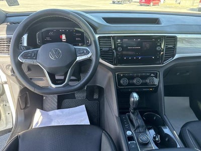 2022 Volkswagen Atlas Cross Sport 2.0T SE w/Technology