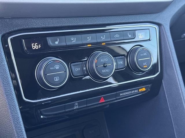 2022 Volkswagen Atlas Cross Sport 2.0T SE w/Technology