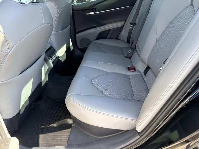 2022 Toyota Camry Hybrid XLE