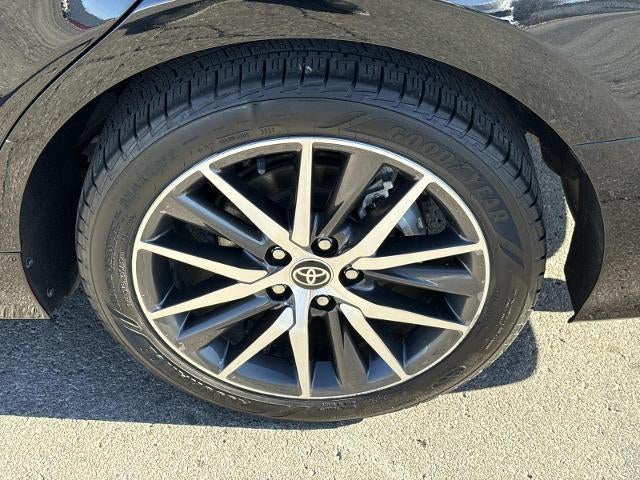 2022 Toyota Camry Hybrid XLE