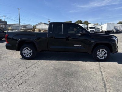 2024 Toyota Tundra 4WD SR5