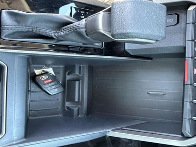 2024 Toyota Tundra 4WD SR5