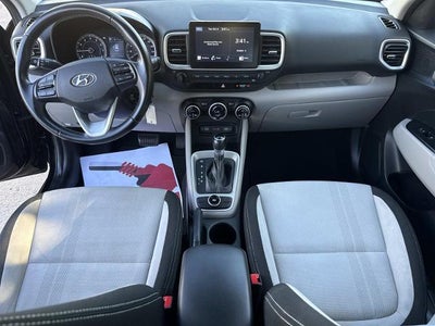 2022 Hyundai Venue SEL