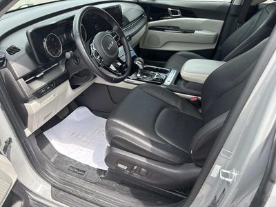 2022 Kia Carnival EX