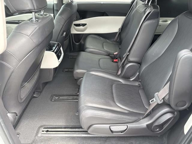 2022 Kia Carnival EX