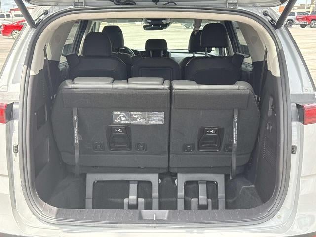 2022 Kia Carnival EX