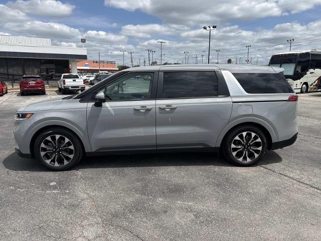 2022 Kia Carnival EX