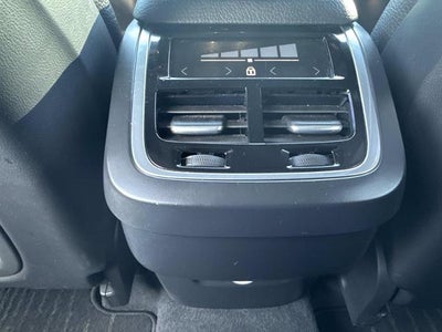 2019 Volvo XC90 Momentum