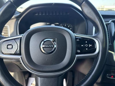 2019 Volvo XC90 Momentum