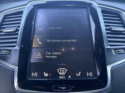 2019 Volvo XC90 Momentum