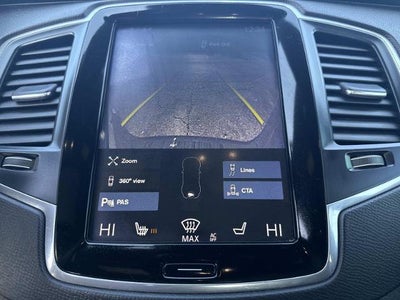 2019 Volvo XC90 Momentum