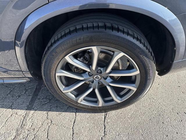 2019 Volvo XC90 Momentum