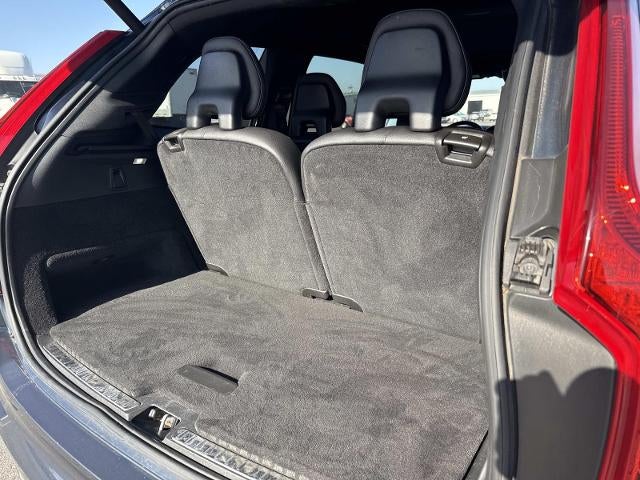 2019 Volvo XC90 Momentum